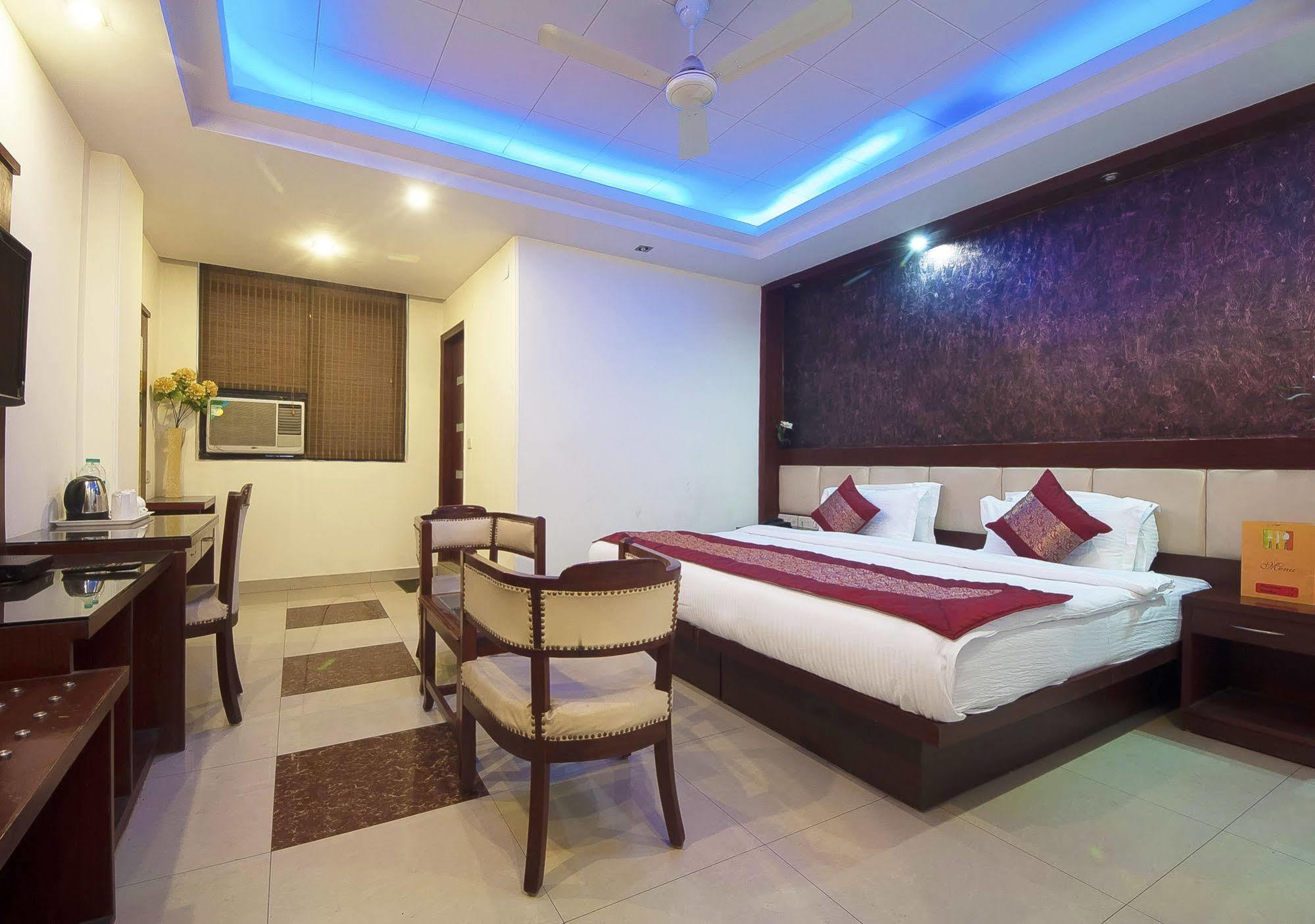 Oyo 3472 Hotel Rama Inn New Delhi Ngoại thất bức ảnh